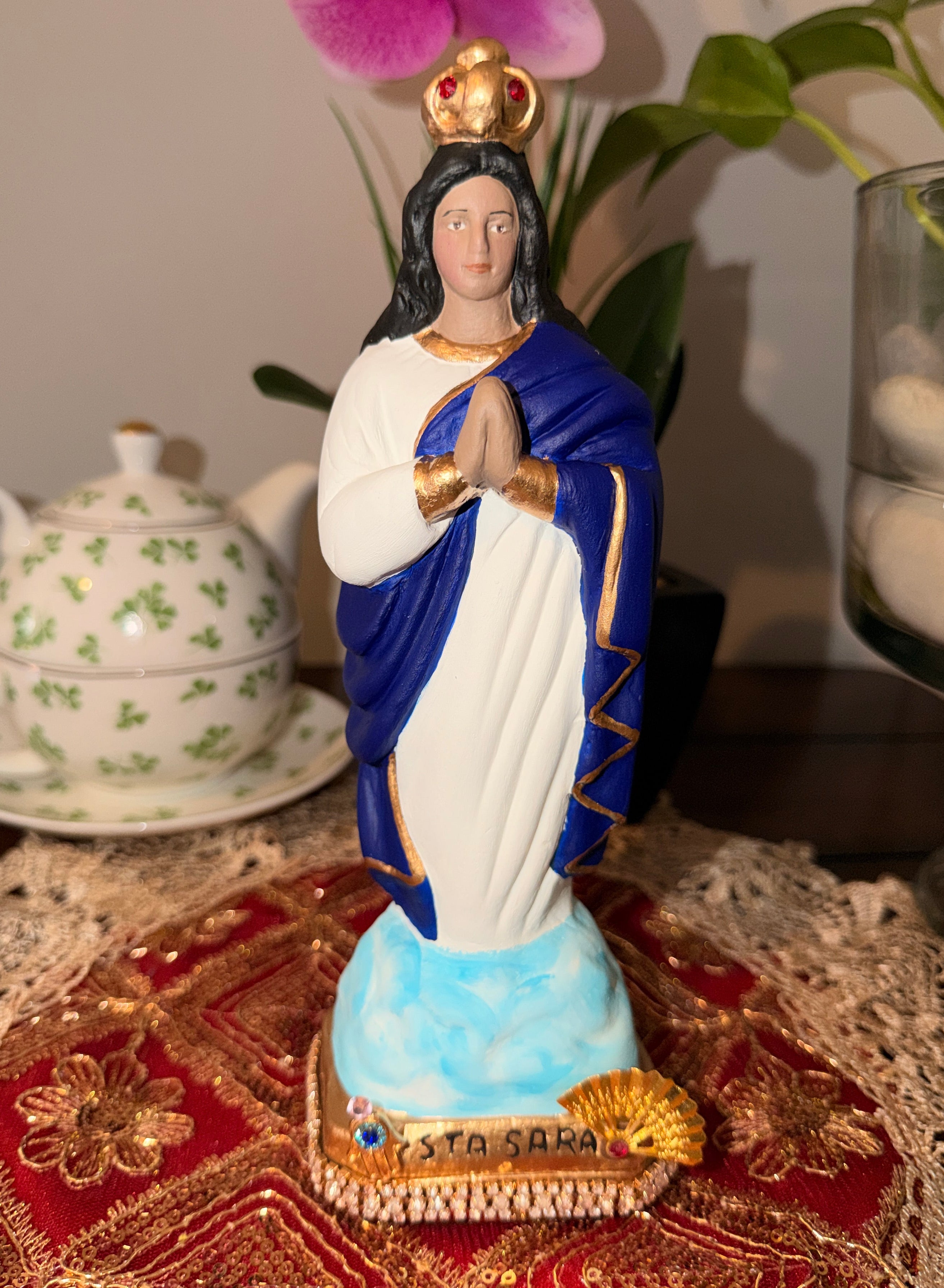 Saint Sara Kali 8.5” | Santa Sara | Black Madonna Figurine | Patroness of the Romani | Spiritual Altar Decor | Handmade Gypsum Statue