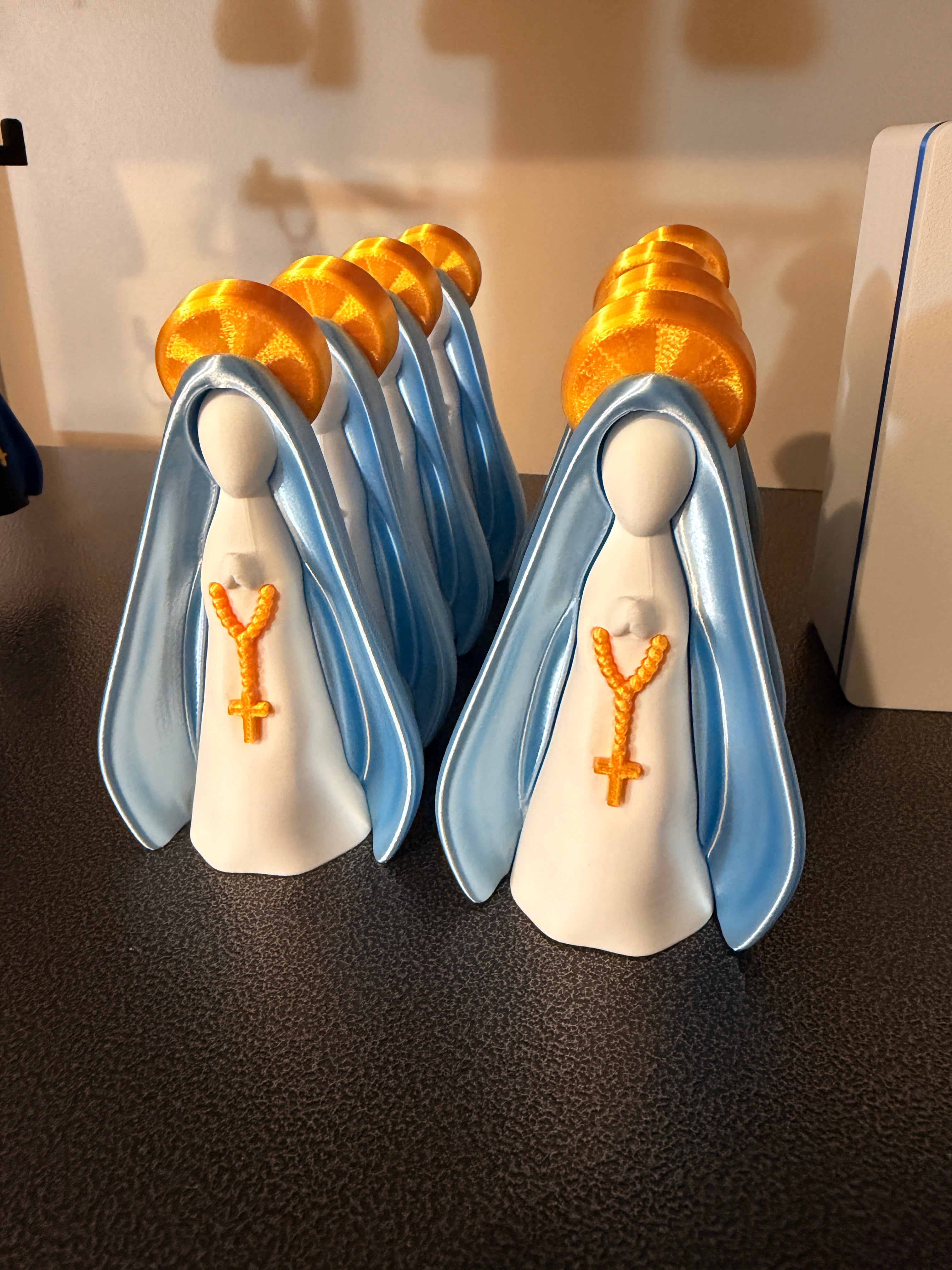 Blessed Virgin Mary Shrine Box with 4.5" Statue & Matching Keychain