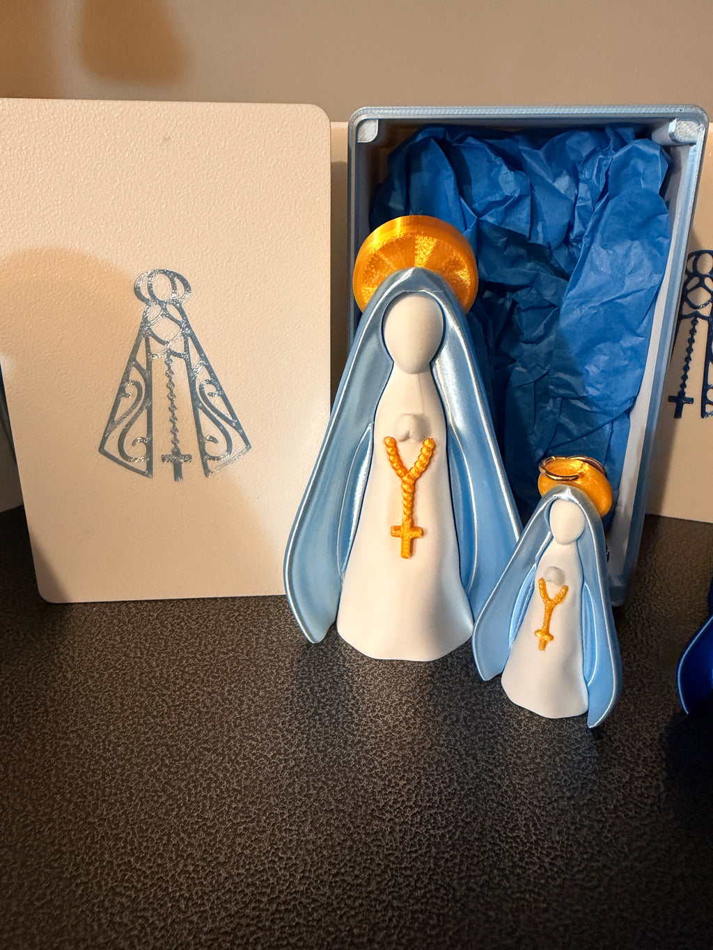 Blessed Virgin Mary Shrine Box with 4.5" Statue & Matching Keychain